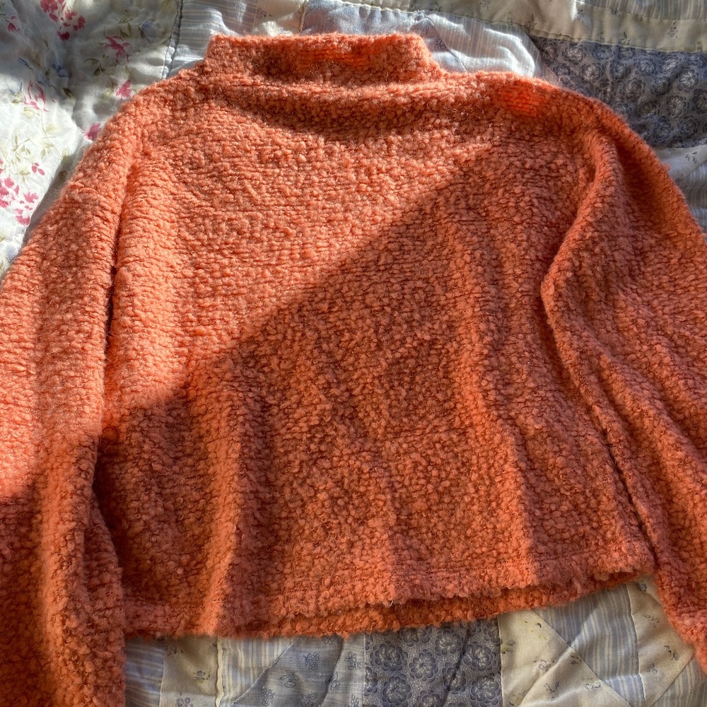 Salmon cozy top